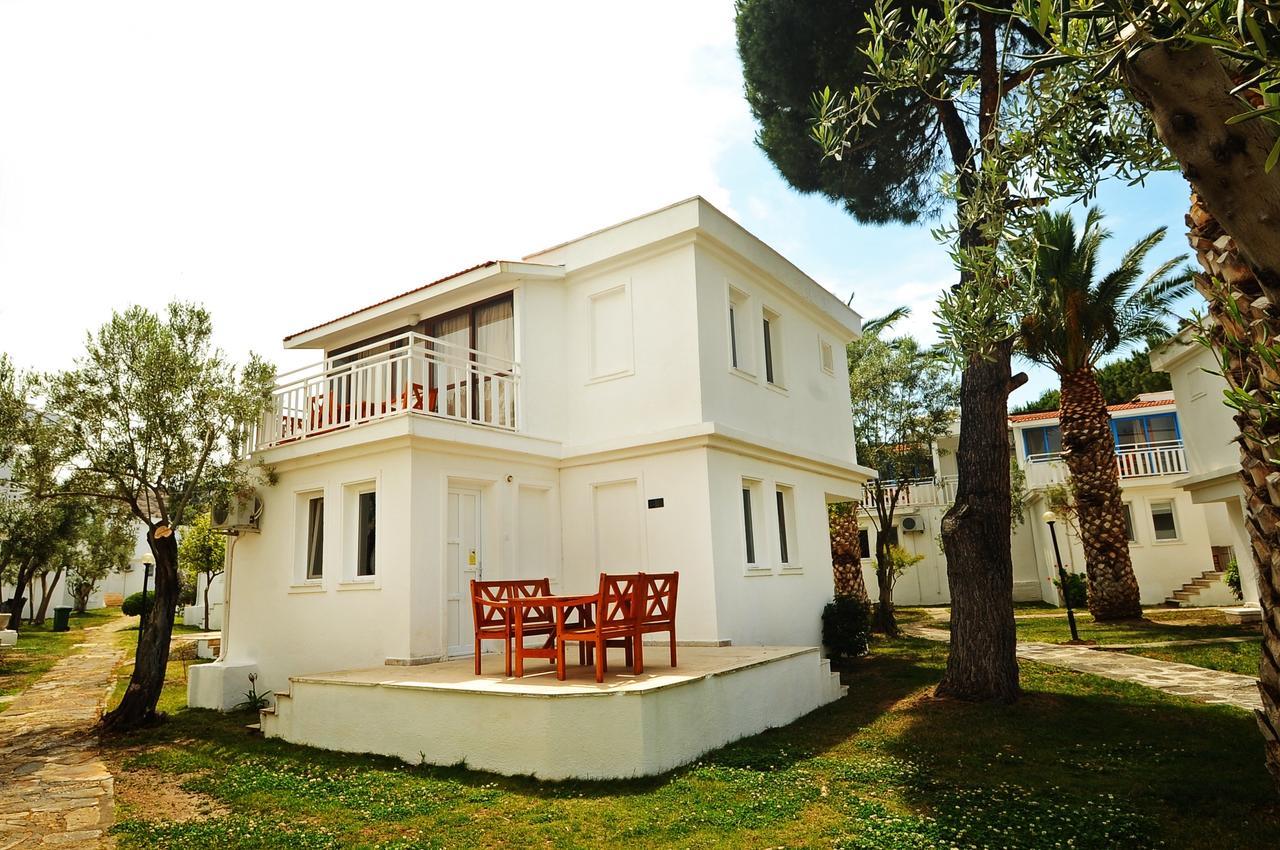 Hanedan Flora Apart Hotel Foça Extérieur photo