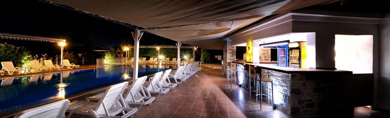 Hanedan Flora Apart Hotel Foça Extérieur photo