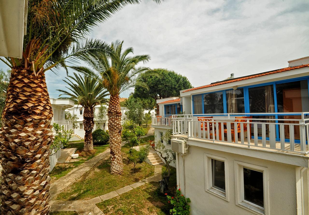 Hanedan Flora Apart Hotel Foça Extérieur photo