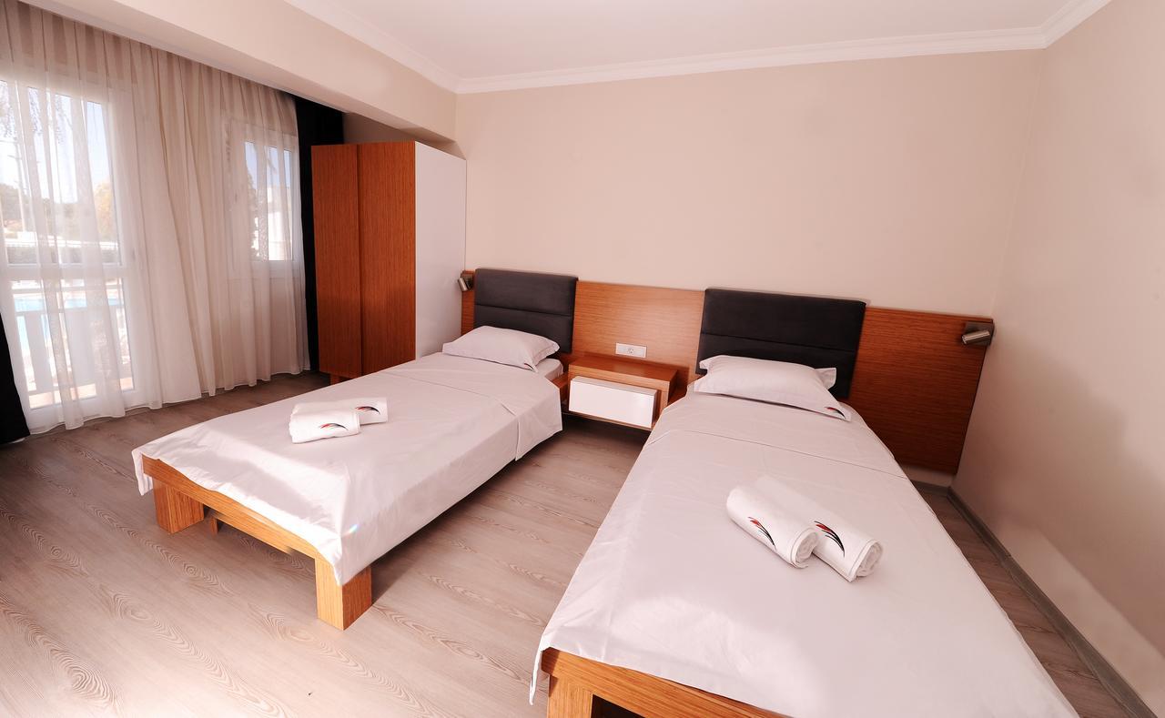 Hanedan Flora Apart Hotel Foça Extérieur photo